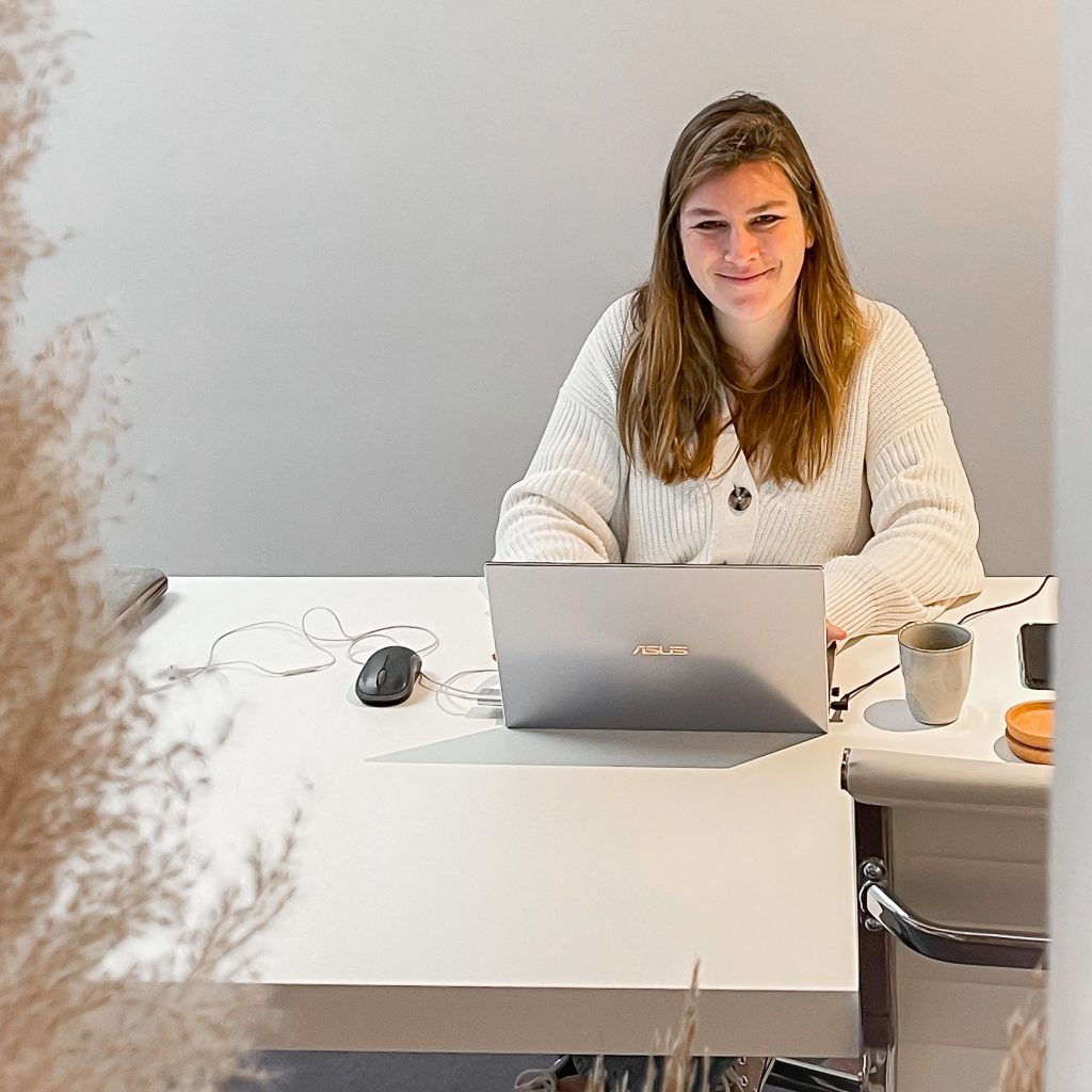 Pure Workspace | Flex plekken Leeuwarden | Female focused | coworking space | Ondernemers community